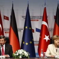 Ahmet Davutoglu i Angela Merkel
