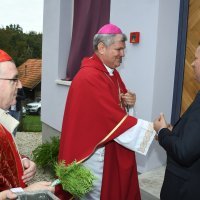 Zrin: Obilježena 76. obljetnica stradanja Zrinjana, uz misno slavlje i blagoslov nove crkve