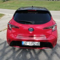 Corolla Hatchback 2,0 hibrid Sport