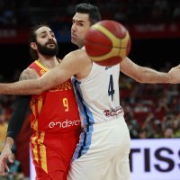 Španjolska (Ricky Rubio) - Argentina (Luis Scola)