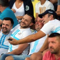 Pune tribine na Rujevici prate utakmicu Rijeke protiv Hajduka u osmom kolu HNL-a