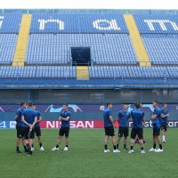 Igrači Atalante na maksimirskom travnjaku