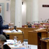 Gordan Maras s porukom HDZ-u na aktualcu