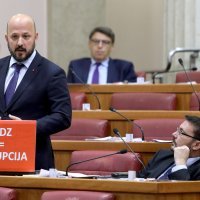 Gordan Maras s porukom HDZ-u na aktualcu