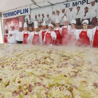 Vidovec: Pokušaj obaranja Guinnessovog rekorda u pripremi najveće sarme na svijetu