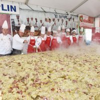 Vidovec: Pokušaj obaranja Guinnessovog rekorda u pripremi najveće sarme na svijetu