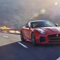 Jaguar F-Type SVR Coupe 11