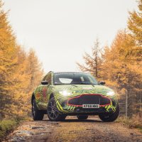 Aston Martin DBX SUV na testiranjima