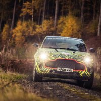 Aston Martin DBX SUV na testiranjima