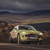 Aston Martin DBX SUV na testiranjima