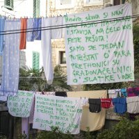 Split: Na tiramoli iznad vrta u Dominisovoj osvanuli su transparenti