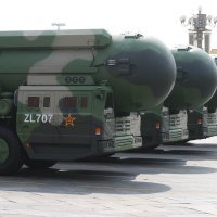 Vojni mimohod na trgu Tiananmen u Pekingu