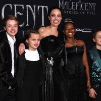 Angelina Jolie i djeca - Shiloh, Vivienne, Zahara i Knox