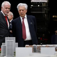 Mario Vargas Llosa