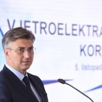 Premijer Plenković u vjetroelektrani Korlat