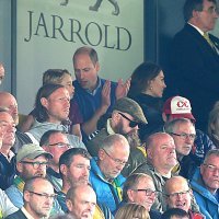 Kraljevska obitelj na utakmici