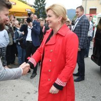 Kolinda Grabar Kitarović posjetila je manifestaciju Bela nedeja u Kastvu