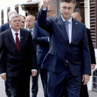 Zagreb: Polaganje vijenca povodom 28. obljetnice raketiranja Banskih dvora