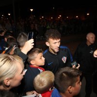 Omiš: Ivan Perišić dijelio autograme najmlađim fanovima