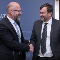 Potpisivanje ugovora za pristupne ceste za Pelješki most