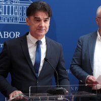 SDP-ovci o štrajku u školama-101019