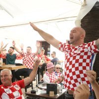 Hrvatski navijači na ulicama Splita