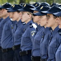 Postrojavanje policajaca