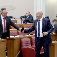 Srdačan susret Branka Bačića (HDZ) i Milorada Batinića (HNS)