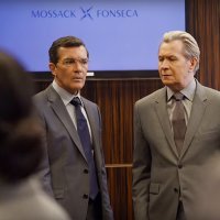 Gary Oldman i Antonio Banderas u filmu 'The Laundromat'