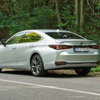 Lexus 300h ES F Sport