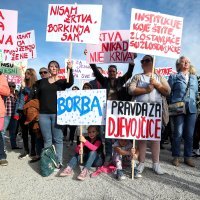 Zagreb: Na Trgu kralja Tomislava održan prosvjed "Pravda za djevojčice"