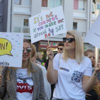 U Osijeku održan prosvjed "Pravda za djevojčice"