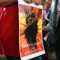 Ispred Županijskog suda u Šibeniku održan prosvjed "Pravda za djevojčice"