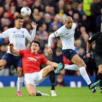 Manchester United (Harry Maguire) - Liverpool (Roberto Firmino)