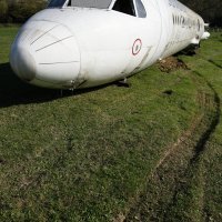 Putnički zrakoplov na livadi u Strmcu Stubičkom