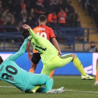 Pjatov ruši Gavranovića; Šahtar - Dinamo 2:2, Liga prvaka