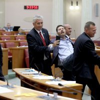 Iznošenje Ivana Pernara