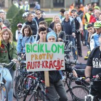 Zagreb: Održan prosvjed biciklista pod geslom "Kako propisno voziti po nepropisnoj infrastrukturi?