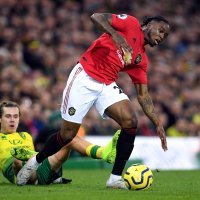 Norwich (Todd Cantwell) - Manchester United (Aaron Wan-Bissaka)
