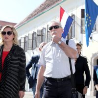 Predsjednica Sindikata hrvatskih učitelja Sanja Šprem i predsjednik Nezavisnih sindikata zaposlenih u srednjim školama Branimir Mihalinec