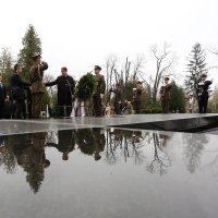 Državni vrh položio vijence povodom blagdana Svih svetih i Dušnog dana