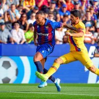 Levante (Ruben Vezo) - Barcelona (Luis Suarez)