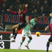 Bologna (Nicola Sansone) - Inter (Valentino Lazaro)