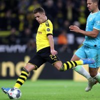 Borussia Dortmund (Thorgan Hazard) - Wolfsburg (Jeffrey Bruma)
