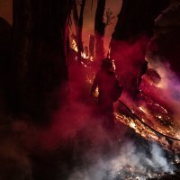 Vatrogasci dobivaju borbu s požarima u Kaliforniji