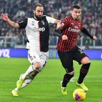Juventus (Gonzalo Higuain) - Milan (Lucas Paqueta)