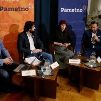 Održana je tribina pod nazivom „Znanje, priznanje, poštovanje“