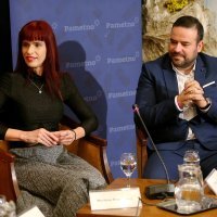 Održana je tribina pod nazivom „Znanje, priznanje, poštovanje“