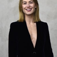 Rosamund Pike