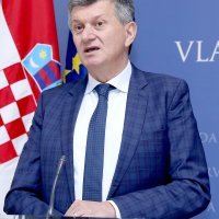 Ministri Tomo Medved i Milan Kujundžić održali konferenciju
